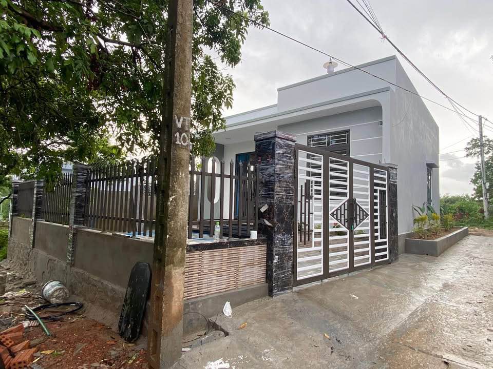 Ngôi nhà cấp 4 xinh xắn tọa lạc tại kiệt ô tô Thiên Thai, An Cựu, thành phố Huế