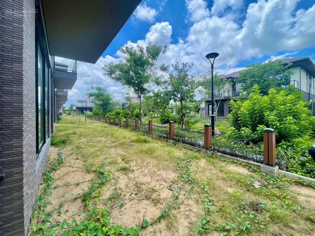 Biệt thự ven kênh đào 442m2 Waterpoint 18.8 tỷ giá gốc cđt Nam Long