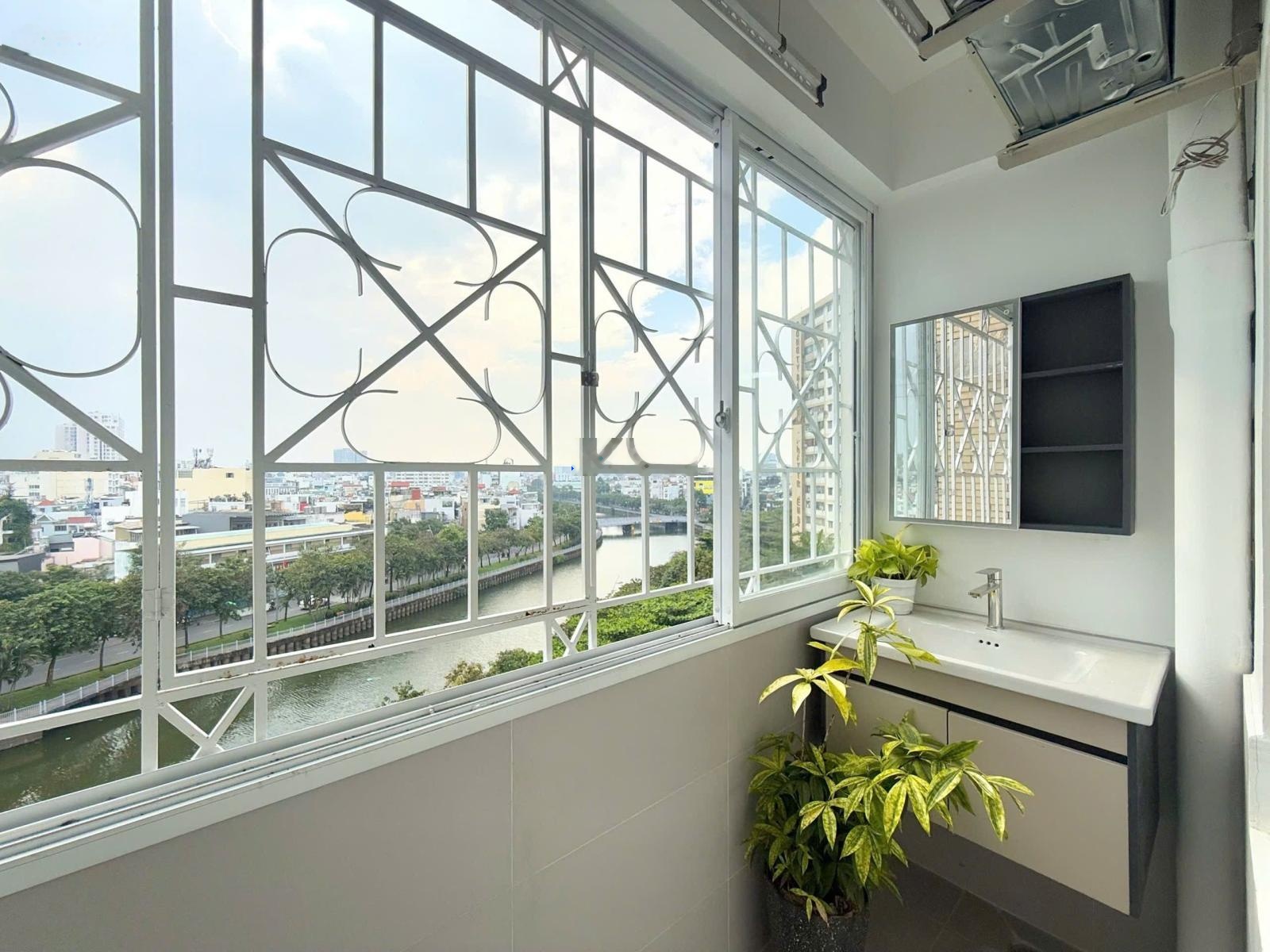 2PN chung cư Miếu Nổi nội thất mới 100% cao cấp Vũ Huy Tấn giáp khu Phan Xích Long, Tân Định Quận 1