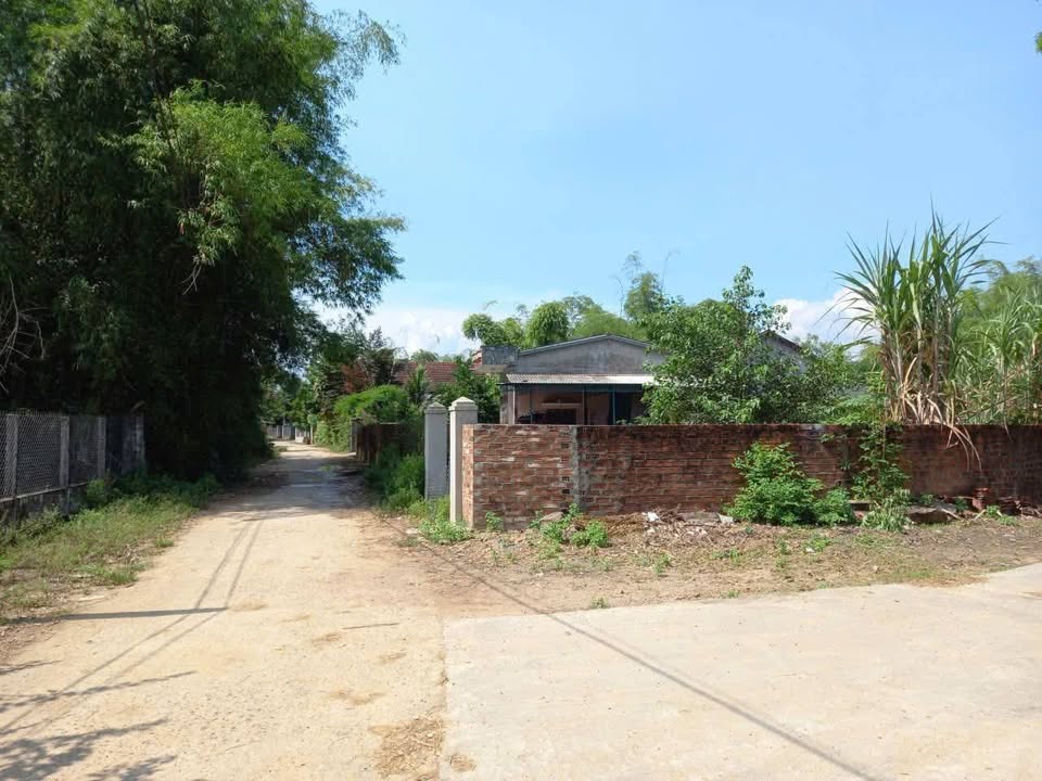 Đất góc trung tâm Nhơn Lộc, 2 mặt tiền ô tô, diện tích khủng, giá hời