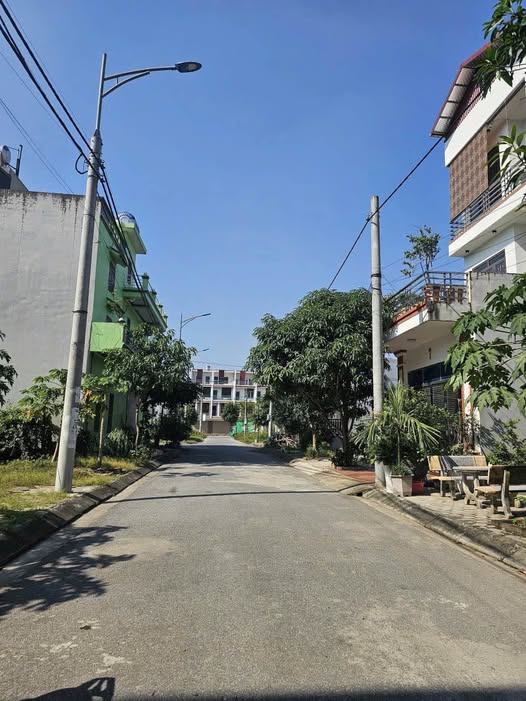 Bán đất 90.3m2 mặt tiền 5.5m nở hậu, đối diện trường chuyên Biên Hòa, Kim Bảng, Hà Nam