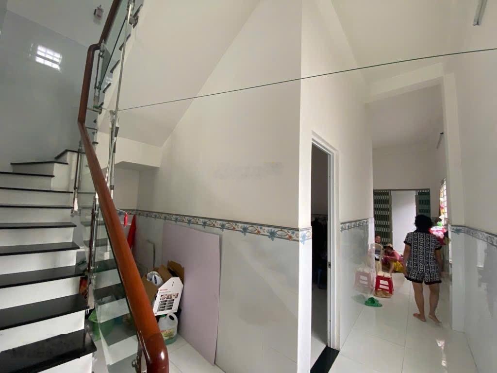 36tr/m2 có Nhà 2 tầng, 5 phòng trọ hoàn công đủ có sẳn thu nhập, gần 3 Trường ĐH cho thuê làm CHDV