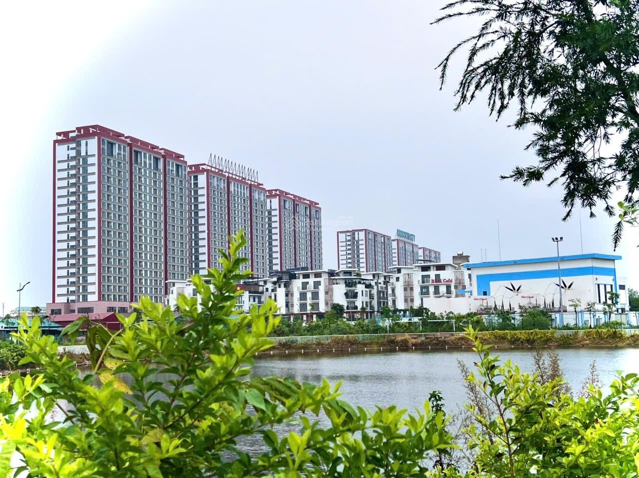 Chính chủ cần bán căn góc 3PN - 97m2 hướng ĐN, view hồ điều hoà - giá 7.5 tỷ. Tháng 11 nhận nhà