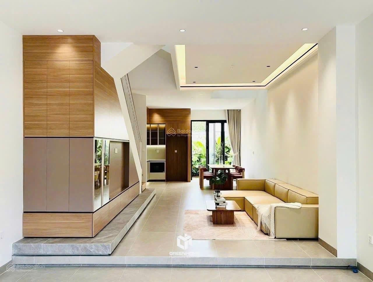 Bán nhà mặt tiền đường nguyễn thị minh khai vị trí đẹp gần tháp tam thắng