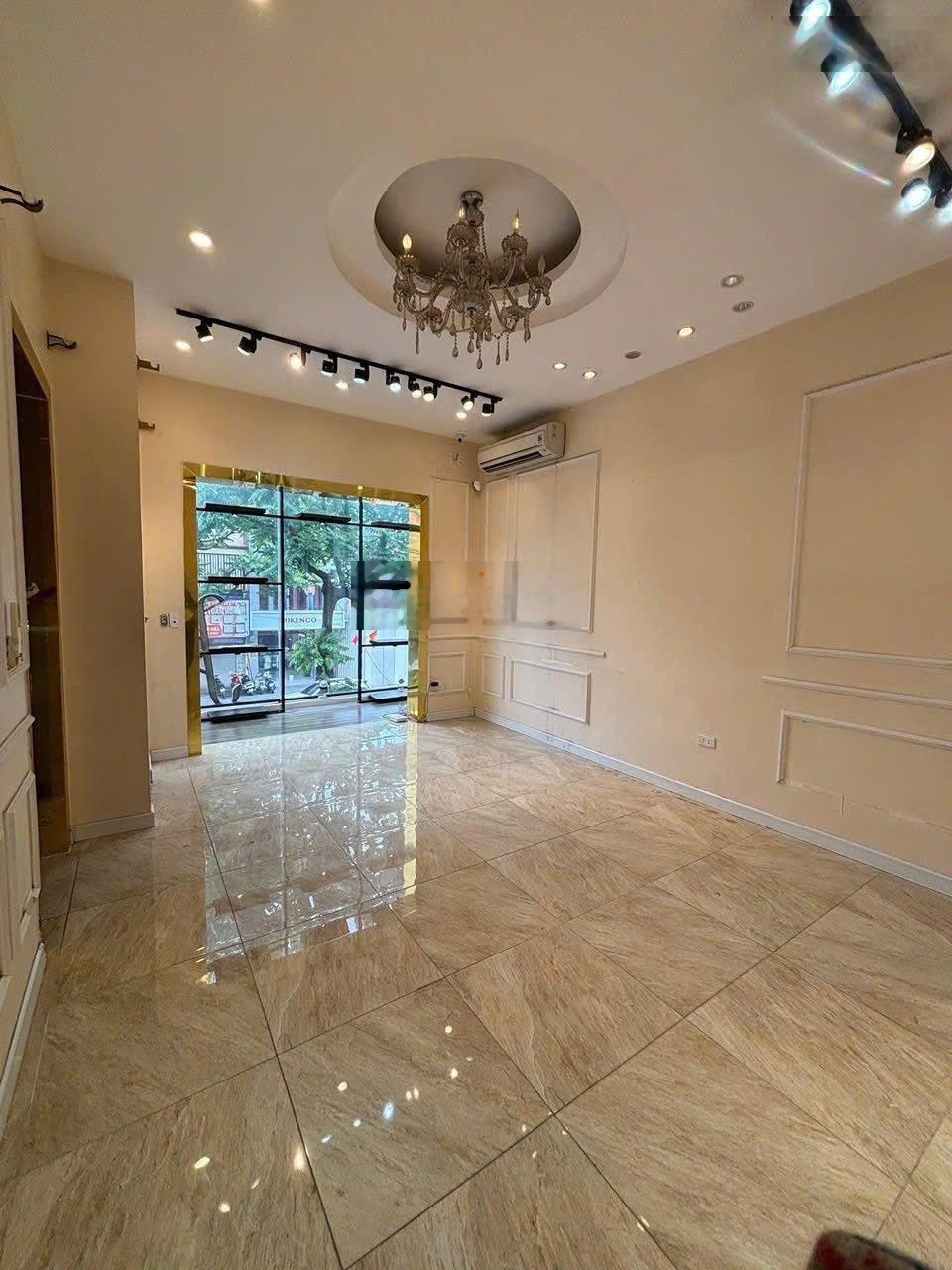 Cho thuê nhà MTKD Nguyễn Trãi phường Nguyễn Cư Trinh quận 1 - ngay ngã 5 Cống Quỳnh