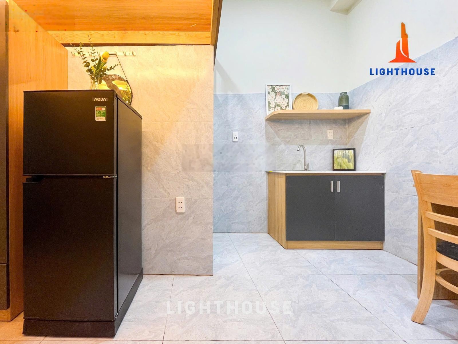 Phòng trọ gác có ban công cửa sổ thoáng ngay CV Văn Hóa Gò Vấp, ĐH VLANG CS3, IUH,Học viện Quốc Gia