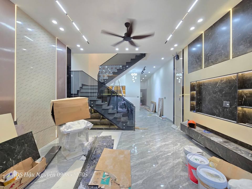 Nhà mặt tiền đường 5m5 tại Khuê Trung, Cẩm Lệ, Đà Nẵng, song song Nguyễn Hữu Thọ