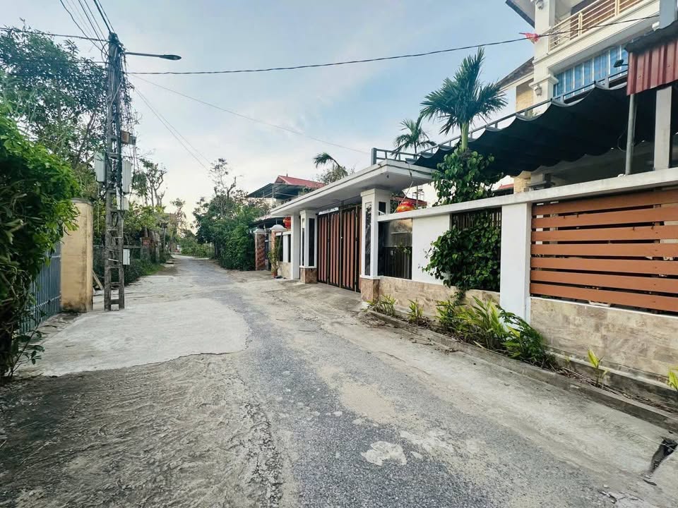 Bán nhanh lô đất đẹp 61,6m2 tại xóm Mỹ Thượng, Hưng Lộc, vị trí trung tâm, giá tốt