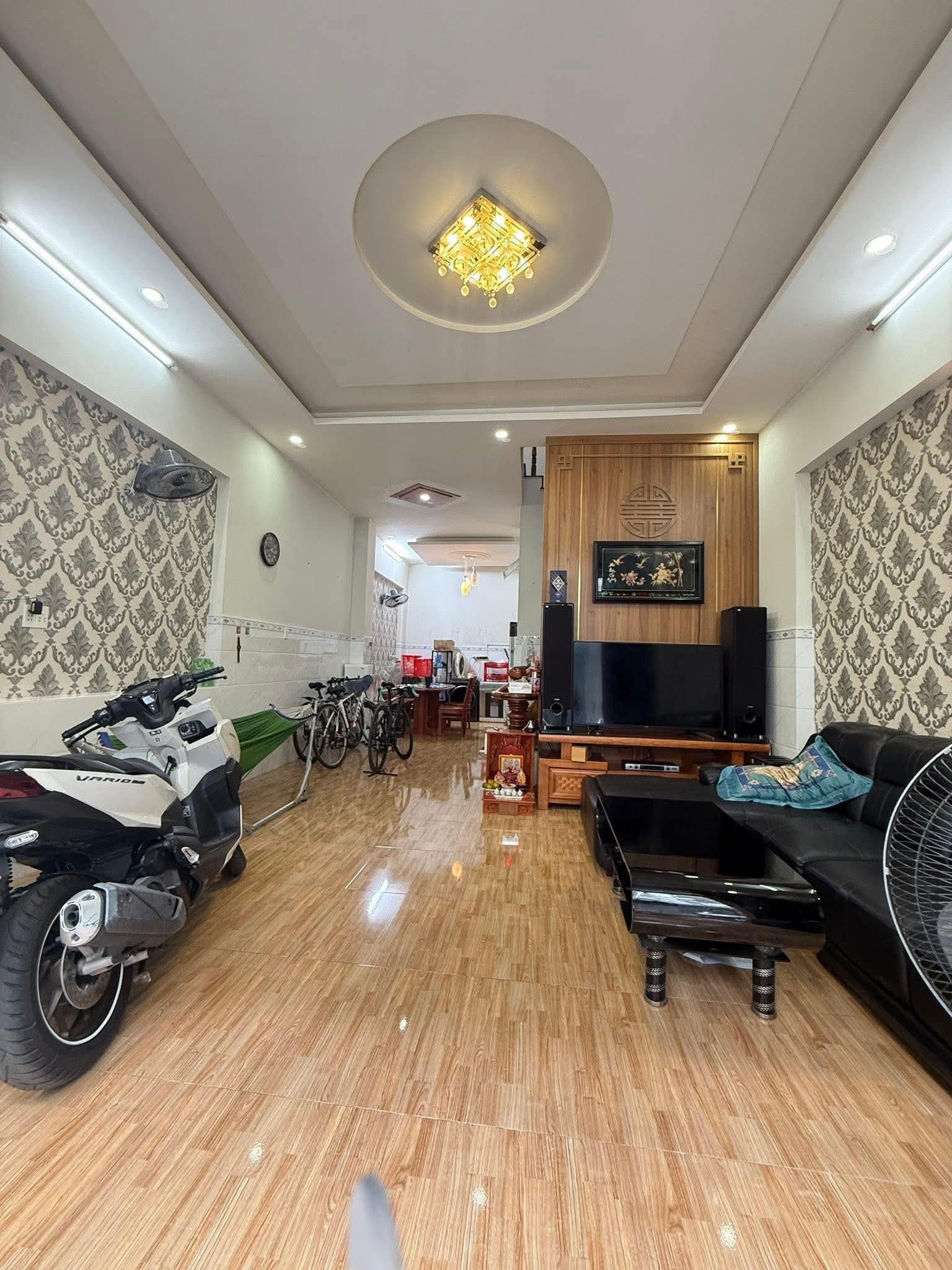 Bán nhà 1 trệt 2 lầu hẻm ô tô, 55.4m2, 3 phòng ngủ, 5.8 tỷ