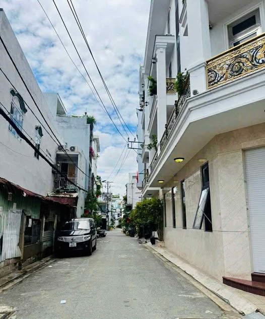 Nhà đẹp 3 tầng hẻm xe hơi thông, Vườn Lài, Tân Phú - Giá tốt