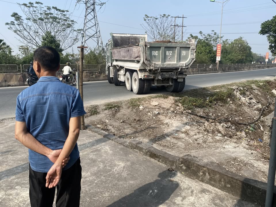 Đất Quốc Lộ 1A mặt tiền 20m, thuê ngay kẻo lỡ, giá rẻ như cho