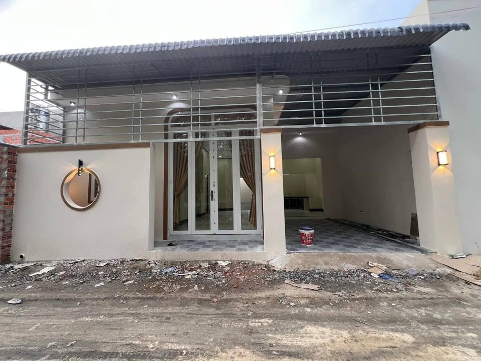 Bán nhà 90m2 có sân ô tô tại Phường Long Hoa, Thị xã Hòa Thành, Tỉnh Tây Ninh