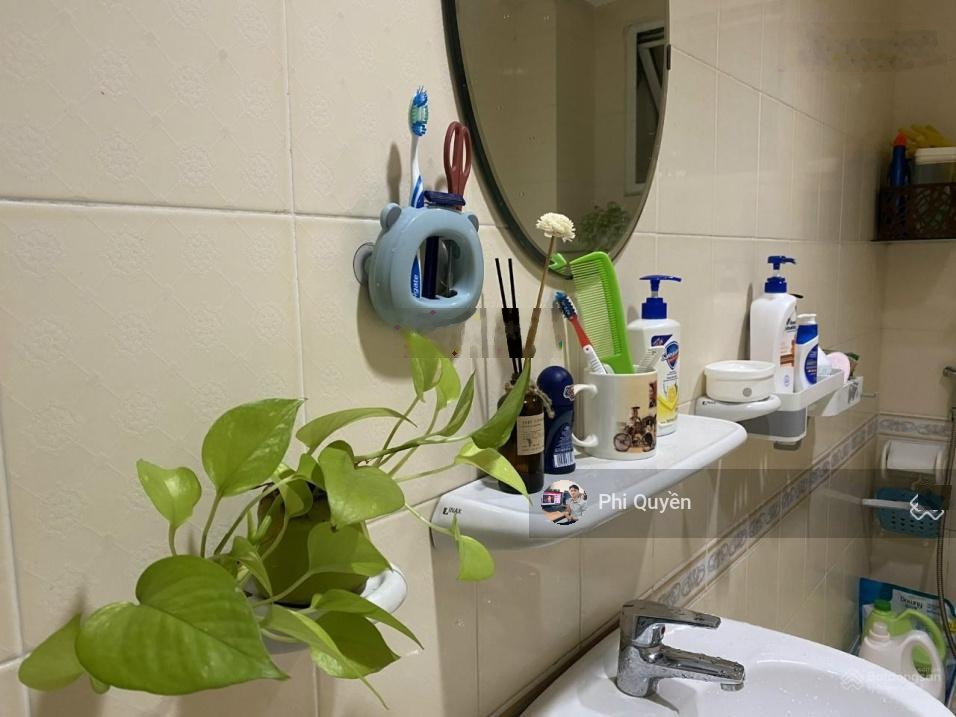 Cần cho thuê chung cư Kingdom 101 - Quận 10, DT: 80m2, 2PN, 2WC, giá 18 tr/th. LH: 0779757529 Quyền