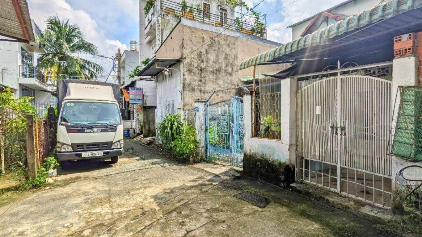 Nhà bán ngay Lê Văn Khương quận 12 75.7m2 4.8 tỷ hẻm xe tải - gần chợ