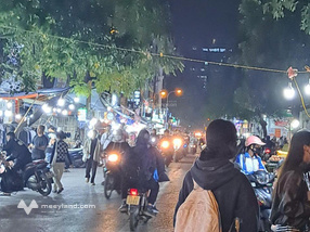 Cho thuê cửa hàng cách chợ sinh viên Nhà Xanh 50m (Phan Văn Trường, Cầu Giấy) giá chỉ 12,9 triệu