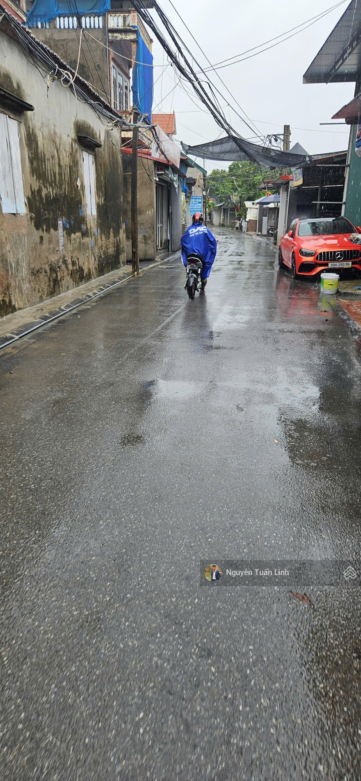 Bán Nhà 4 tầng 30m2 Hải Bối, Ô tô 5 chỗ đậu cửa, Sát TP Thông Minh