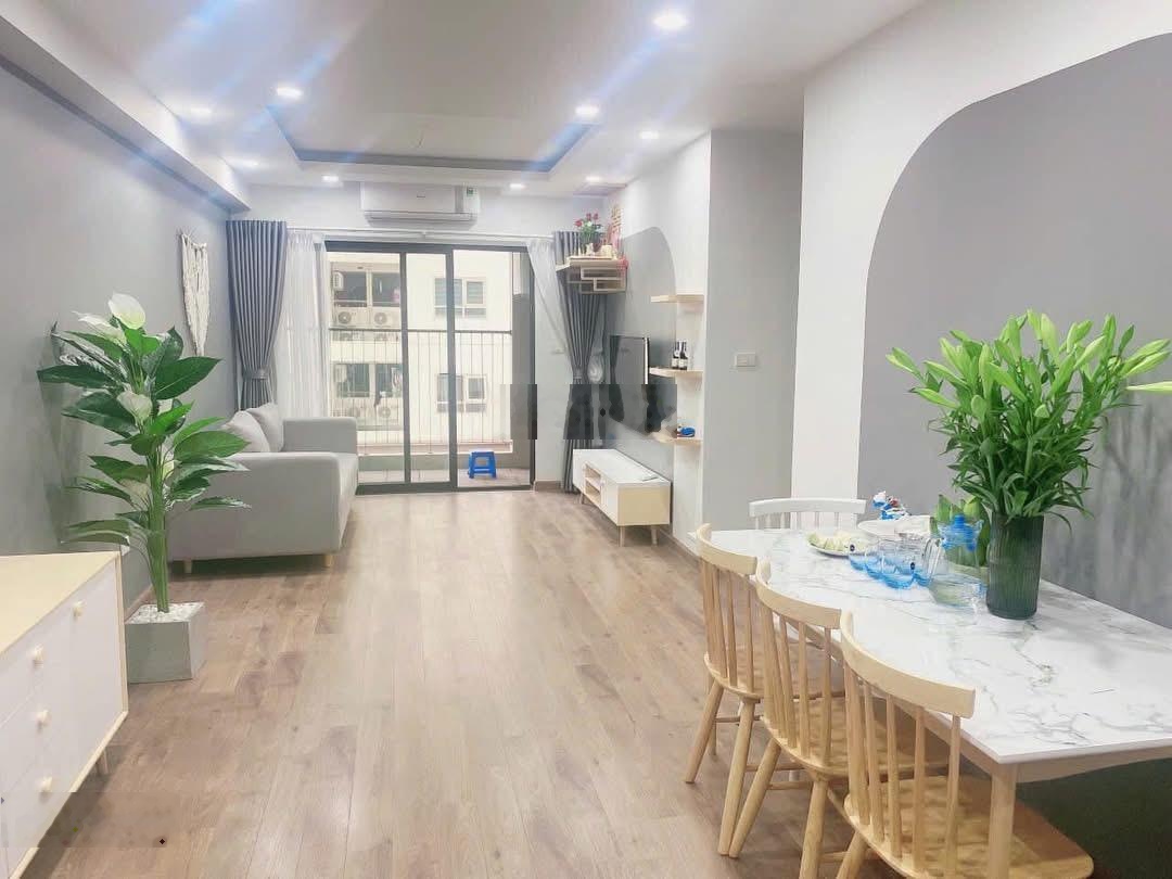 Bán CHCC ,2PN, 2WC tại Tứ Hiệp Plaza, 4,1 tỷ VND, 69m2,nội thất đẹp ,đã có sổ