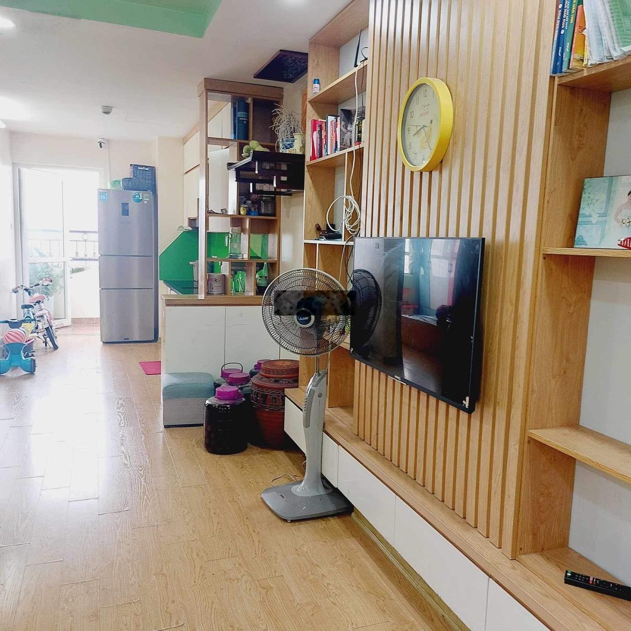 Chỉ 3,x tỷ nhận ngay căn 69m 2ng 2vs full nội thất tại chung cư Athena Complex LH: 0973351259