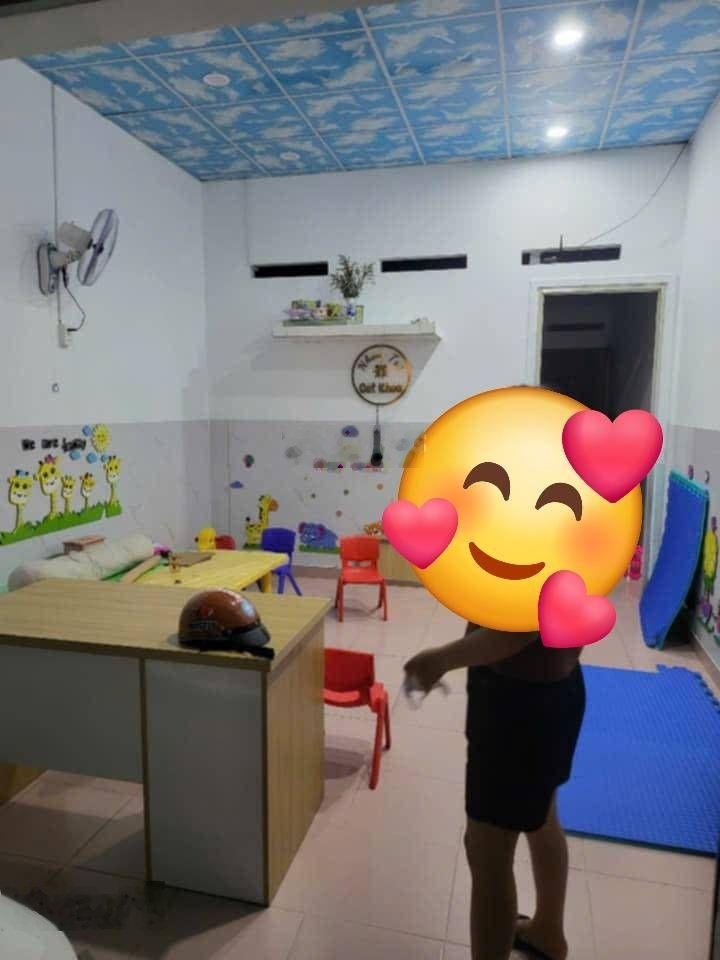 Mặt tiền dân chủ hiệp phú nhà 2 tầng đẹp kinh doanh sầm uất- giá chỉ 9.8 tỷ