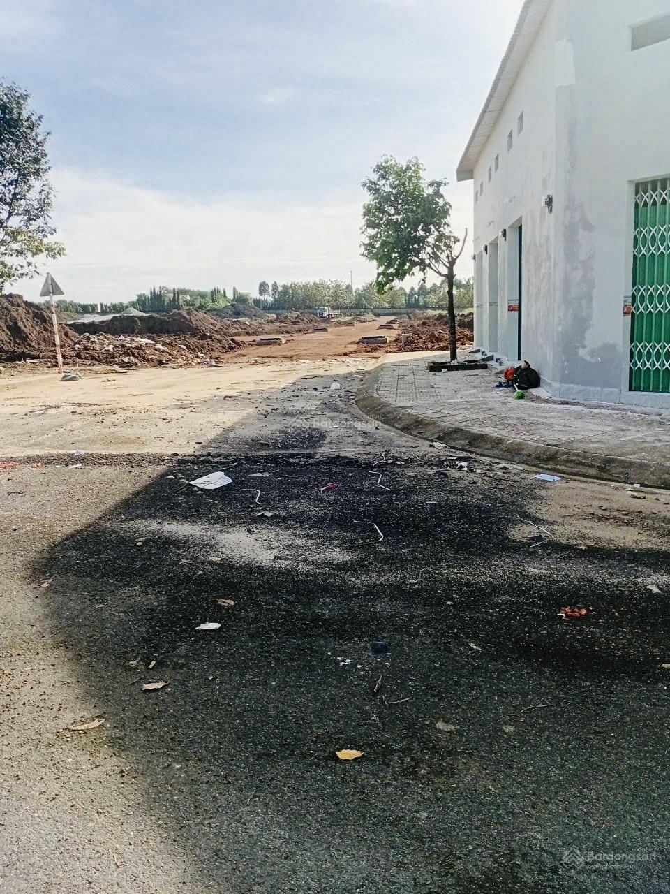 Anh chủ bán gấp lô đất ngay bệnh viện Hoàn Mỹ, đối diện KCN tiện xây trọ, kê bên khu tái định cư