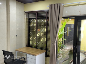 Cho thuê nhà 2 phòng ngủ ở khu Phú Mỹ An. Gần biển, gần sông. Đầy đủ tiện nghi