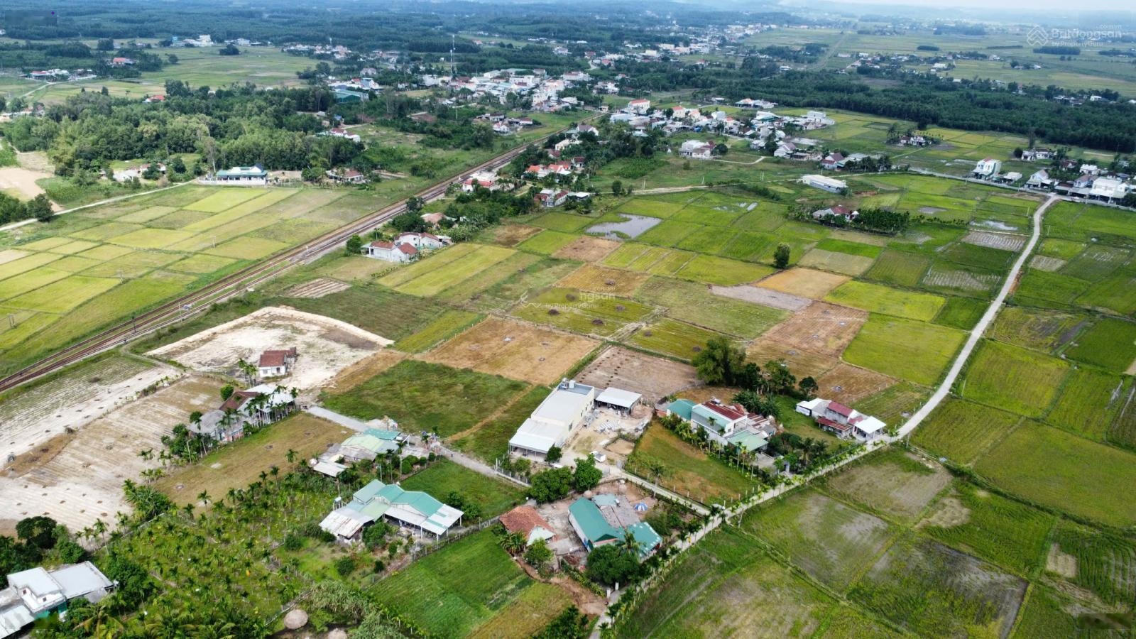 Bán mảnh vườn Tịnh Thọ rộng 3.200 m2, Có 800m2 thổ cư | Giá 2.1 tỷ