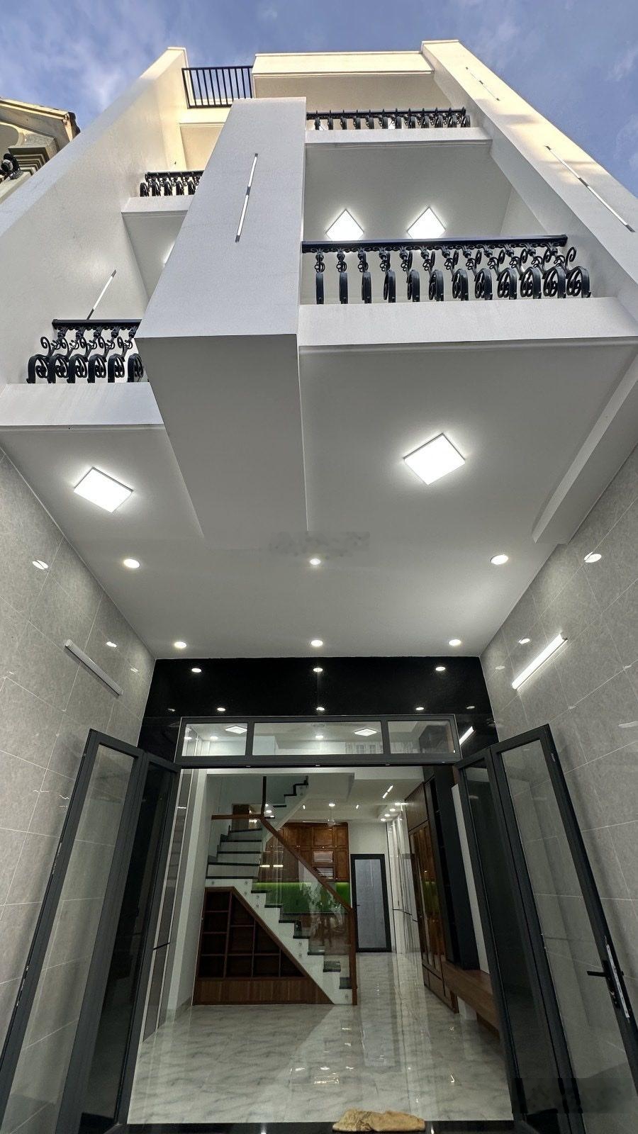 Hạ 500tr --Chỉ còn: 7.7 tỷ Nhà xây mới 3 tầng cực đẹp - đường 160 - P.Tăng Nhơn Phú A - Q9