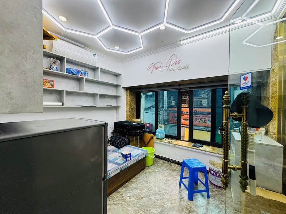 Tòa nhà căn hộ dịch vụ lô góc 8 tầng hầm, 76 phòng full nội thất, dòng tiền khủng 5 tỷ/năm, Võ Chí Công, Hà Nội