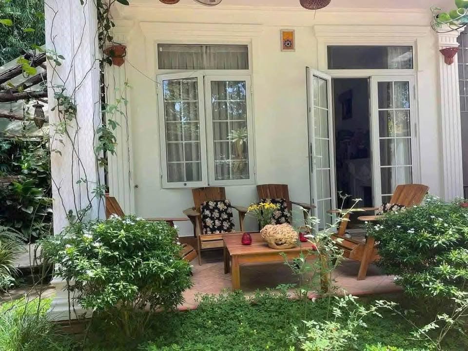 Nhà vườn mini 11m mặt tiền, sổ hồng 120m2