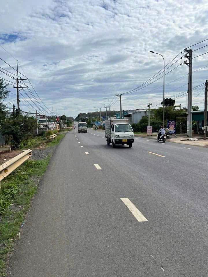 Bán nền mặt tiền quốc lộ 20, xã Phú Vinh, Định Quán, 3,6 tỷ