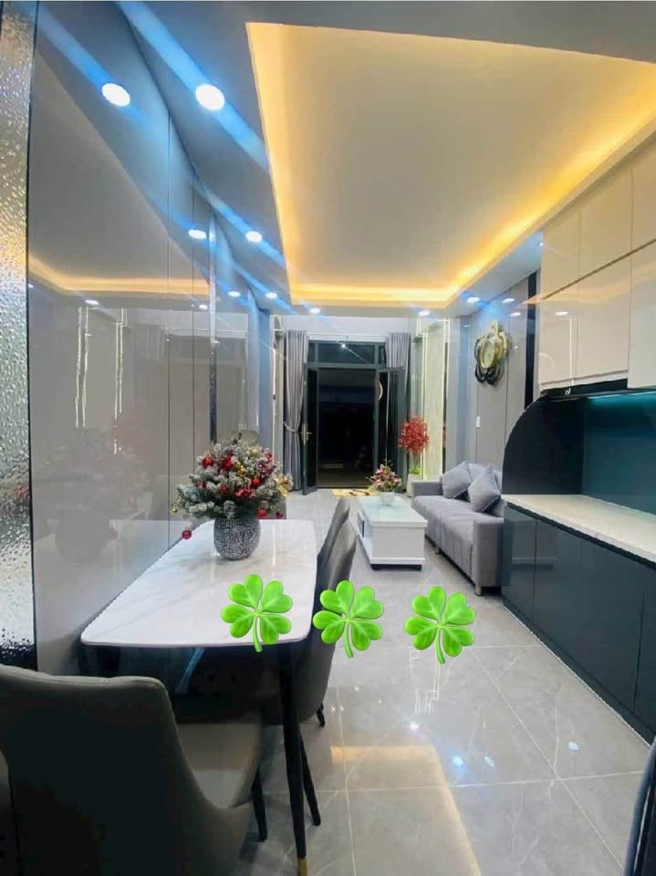 Tọa lạc tại vị trí đắc địa, ngay bên cạnh khu đô thị Hà Đô Centrosa sầm uấ