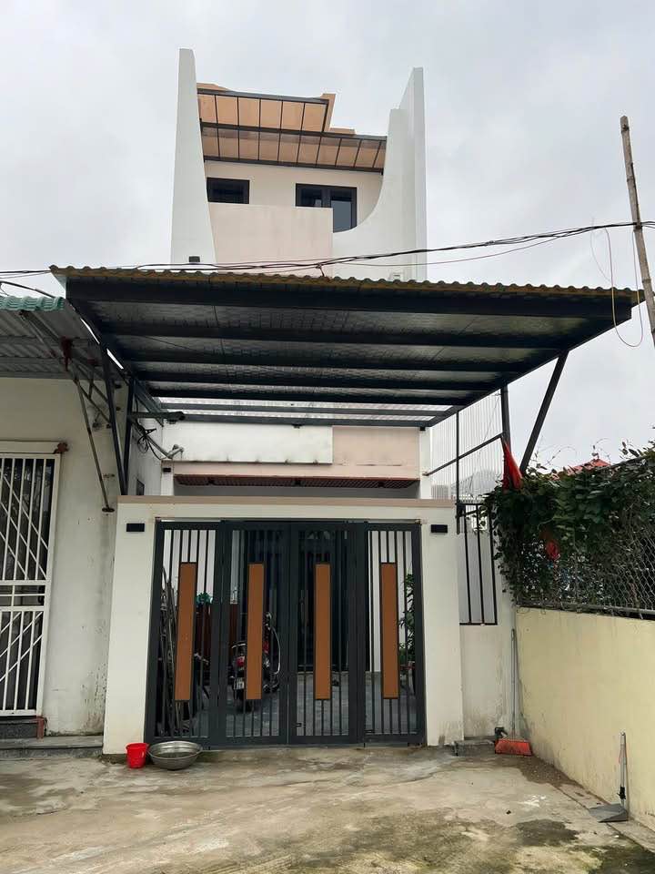 Nhà 3 tầng Hưng Lộc - Ấm áp dấu ấn thời gian