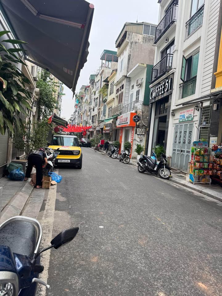 Nhà Bạch Mai 5 tầng, gần Bách Kinh Xây, full nội thất, bay nhanh