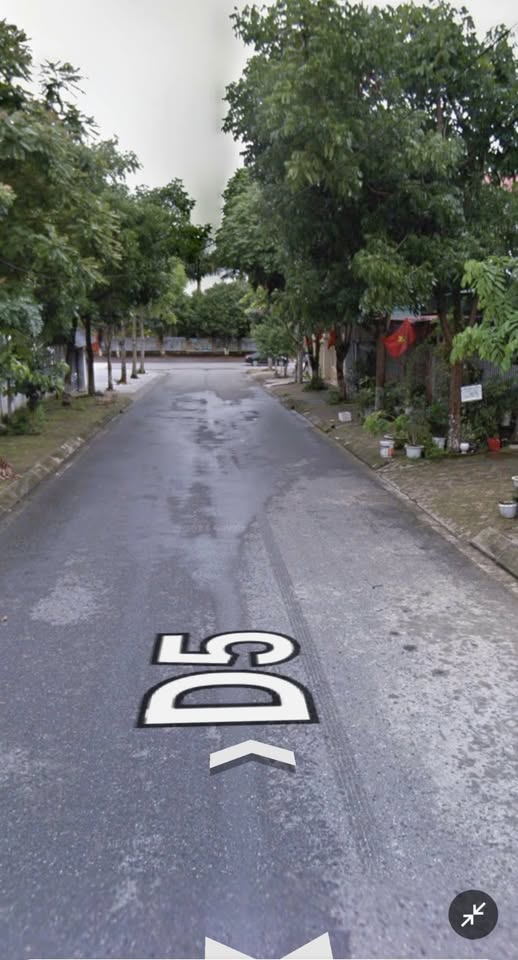 Tọa lạc tại vị trí đắc địa, đối diện Trạm Y tế Phường Đoàn Kết, thành phố Lai Châu