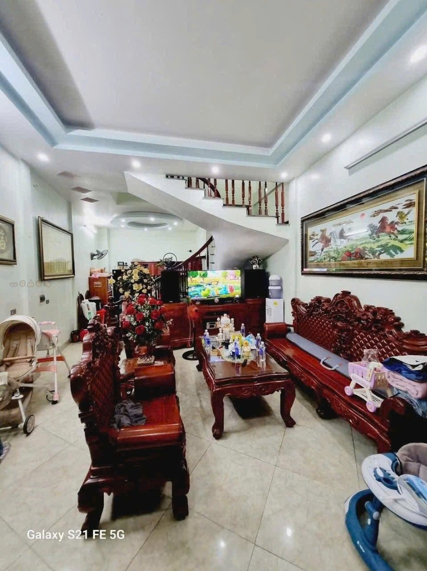 Nhà 3 tầng đẹp như mơ, full nội thất xịn sò tại Phủ Lý giá hời 2,7 tỷ