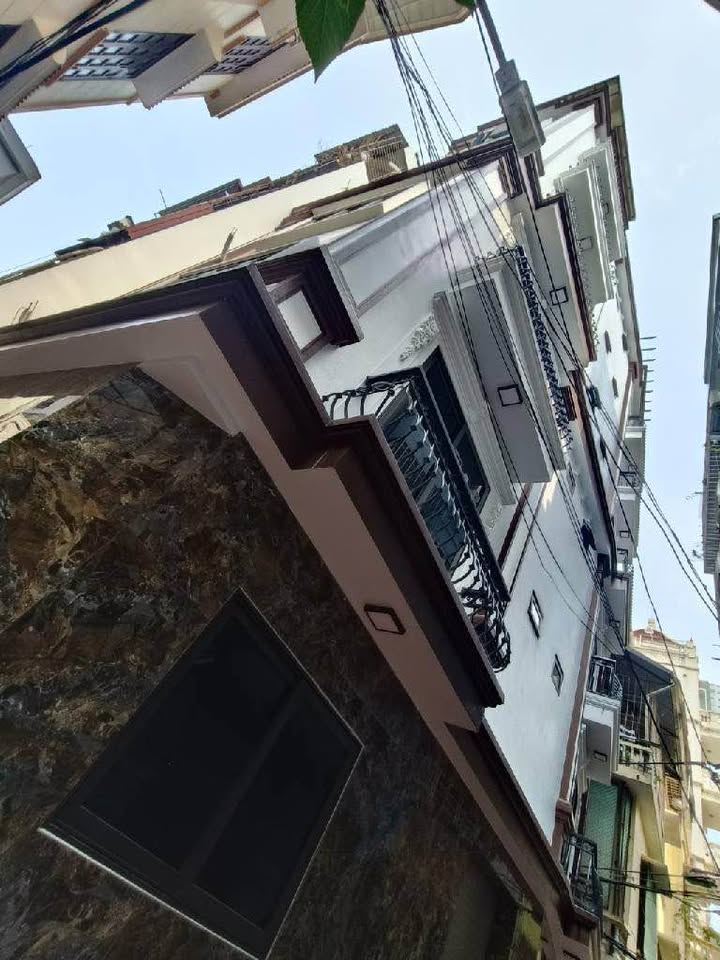 Chào mừng đến với ngôi nhà trong mơ tại Trần Cung, nơi mọi mong muốn của bạn đều trở thành hiện thực