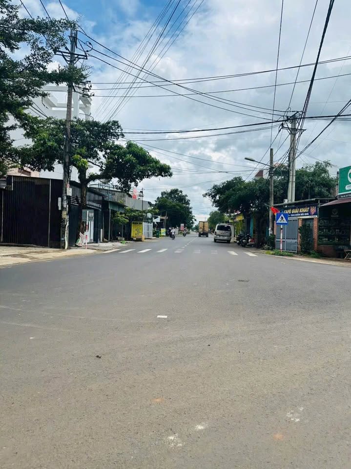 Lô đất mặt tiền Ea Kao - Vị trí vàng cho kinh doanh