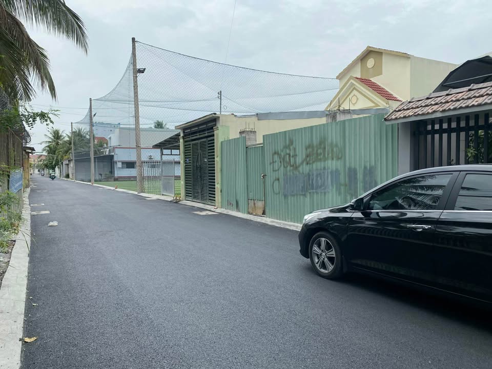 Siêu phẩm mặt tiền Quốc lộ Đông Tây, Bến Tre - 208m2