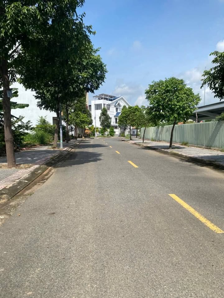 Mặt tiền Trần Nguyên Đán, rẻ nhất khu Memory, kinh doanh đỉnh cao