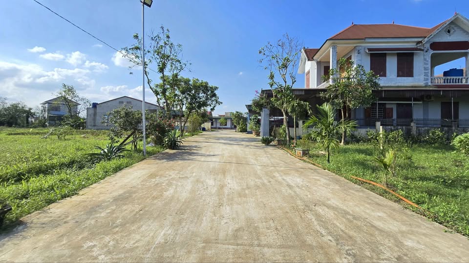 Đất góc xịn sò, 2 mặt tiền, nở hậu, giá hời