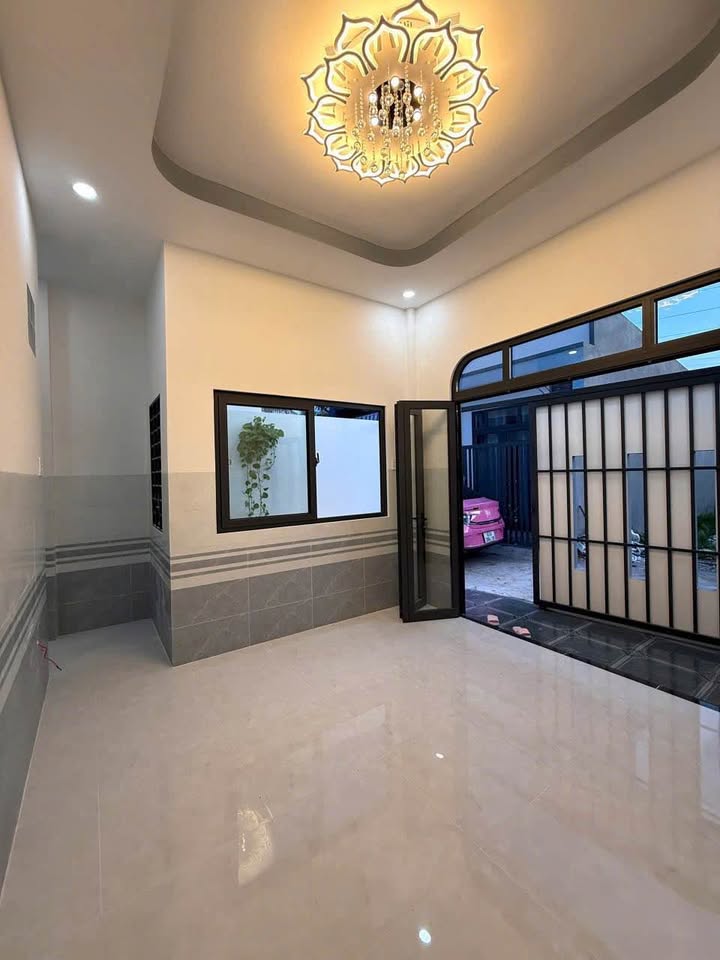 Siêu phẩm nhà đất vừa mới tinh, kiên cố, hiện đại, sẵn sàng đón chủ mới