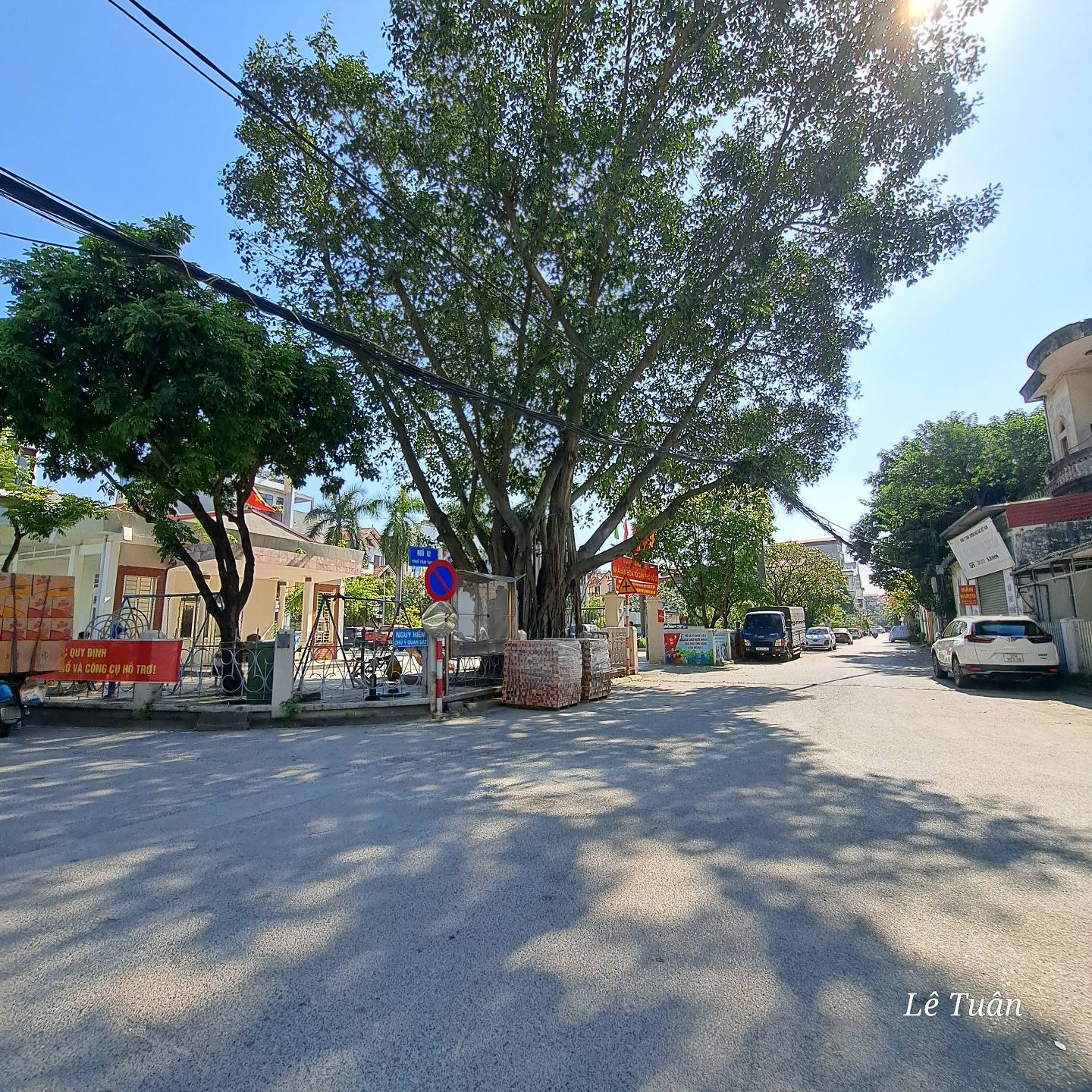 Nhà lô góc 7 tầng thang máy, mặt tiền bề thế 6m, trung tâm Long Biên