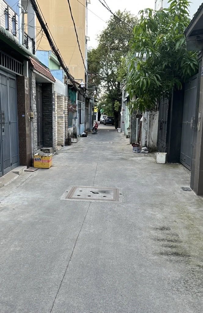 Nhà Tây Thạnh, hẻm xe hơi, 3 tầng, gần Aeon Mall, giá 6.2 tỷ