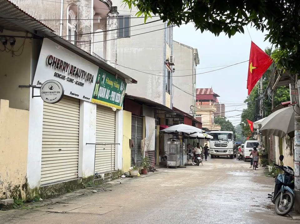 Đất vàng 82m2, ô tô đỗ cửa, sát chợ, đón đầu cầu Thượng Cát