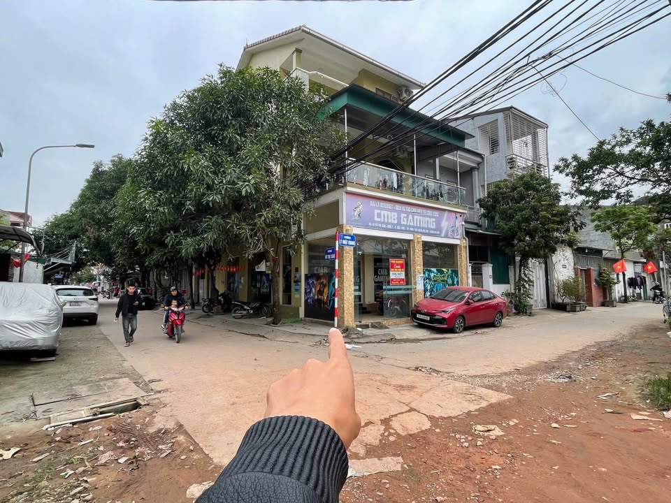 Bán gấp lô góc vip Trường Thi, 2 mặt tiền thoáng sáng, kinh doanh đỉnh cao