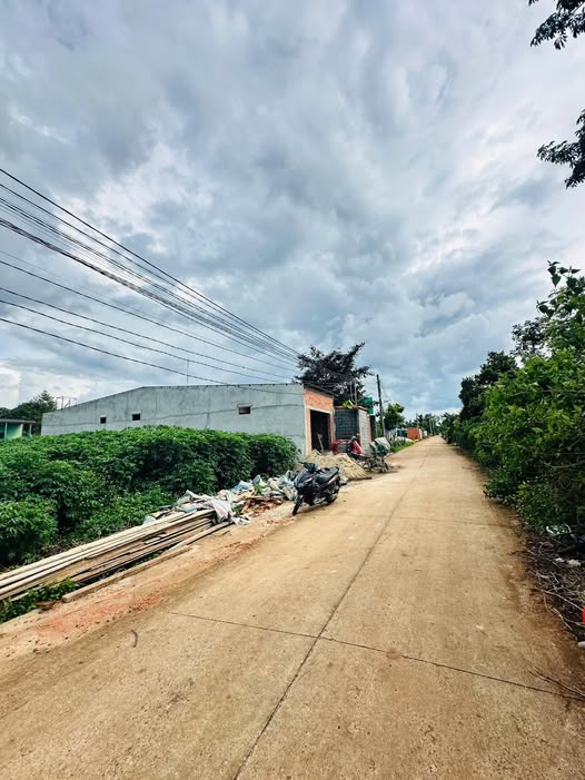 Đất xịn xò, đường rộng rãi, đầu tư hay ở đều mê