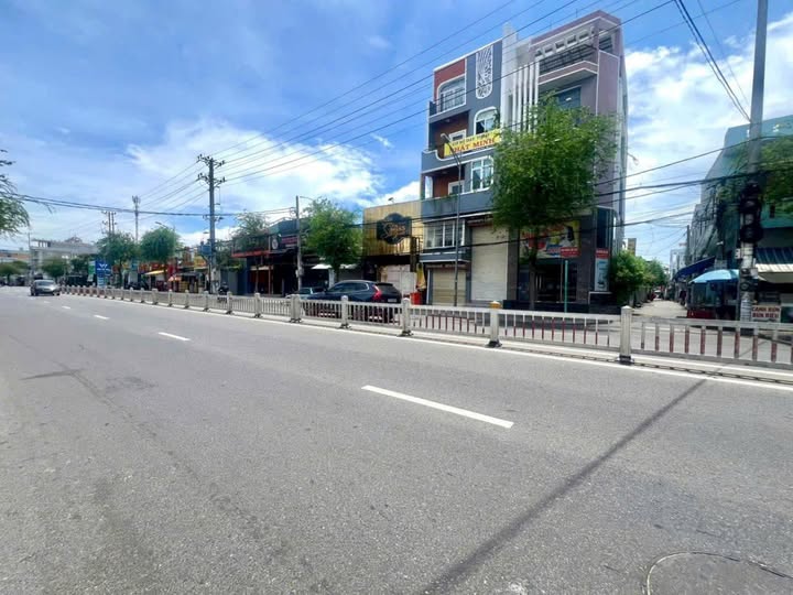 Bán đất mặt tiền đường 30/4, Phước Thắng, Vũng Tàu 296m2