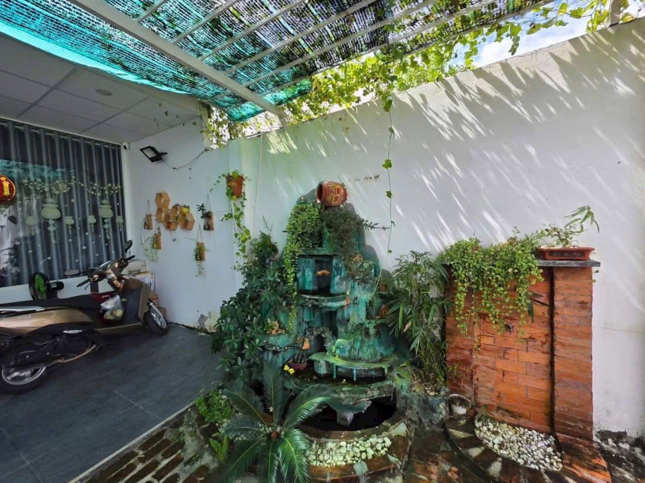 Nhà vườn Phong Nẫm, xanh mát, chill hết nấc, giá hạt dẻ