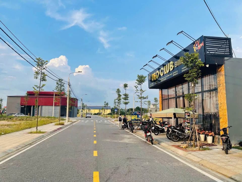 Bán đất 180m² full thổ cư, hướng Đông Nam tại Khu đô thị Nhà Vác, Lâm Thao