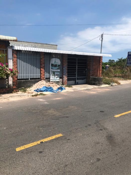 Nhà cấp 4 siêu xinh, siêu rộng rãi đang chờ chủ mới tại Tam Phước, Long Điền, Bà Rịa - Vũng Tàu